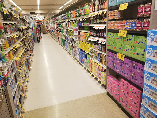 Grocery Store «Safeway», reviews and photos, 106 W. Manson Rd, Chelan, WA 98816, USA