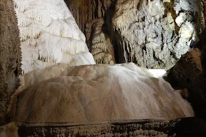 Uhlovitsa Cave image