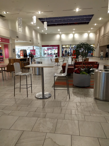 Shopping Mall «South Plains Mall», reviews and photos, 6002 Slide Rd, Lubbock, TX 79414, USA