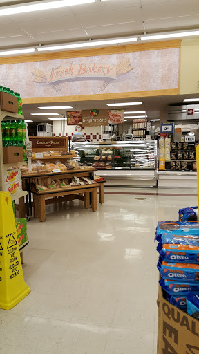 Grocery Store «Food Lion», reviews and photos, 411 W Lincoln St, Tullahoma, TN 37388, USA