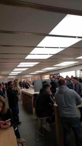 Computer Store «Apple Short Hills», reviews and photos, 1200 Morris Turnpike, Short Hills, NJ 07078, USA