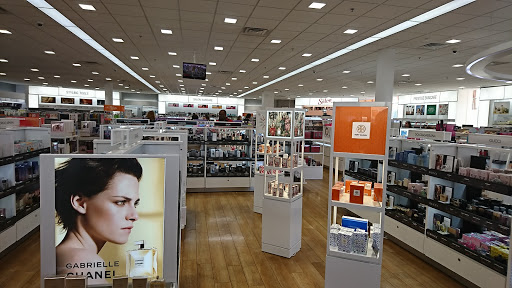 Hair Salon «Ulta Beauty», reviews and photos, 641 E Boughton Rd #100, Bolingbrook, IL 60440, USA