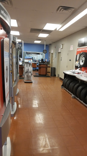 Tire Shop «Firestone Complete Auto Care», reviews and photos, 280 Broadway, Elmwood Park, NJ 07407, USA
