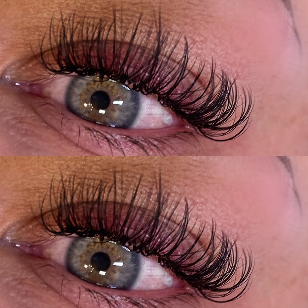 Coco Lash + Beauty Bar 33707