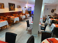 Atmosphère du Restaurant indien Restaurant Bollywood Zaika à Saint-Lô - n°1