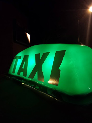 Taxi Service «#1 Green Cab», reviews and photos, 2705 Jackson St, Dubuque, IA 52001, USA