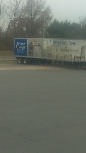 Furniture Store «Raymour & Flanigan Furniture Distribution Warehouse», reviews and photos, 61 Chapel Rd, Manchester, CT 06042, USA