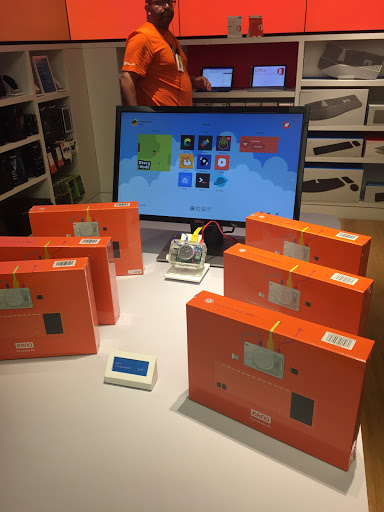 Electronics Store «Microsoft», reviews and photos, 10250 California Route 2 #1045, Los Angeles, CA 90067, USA