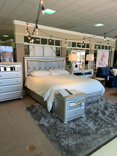 Value City Furniture