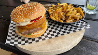 Plats et boissons du Restaurant Tiki Burger Club à Saint-François - n°19