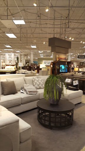 Furniture Store «Fashion Furniture», reviews and photos, 255 W El Paso Ave, Fresno, CA 93711, USA