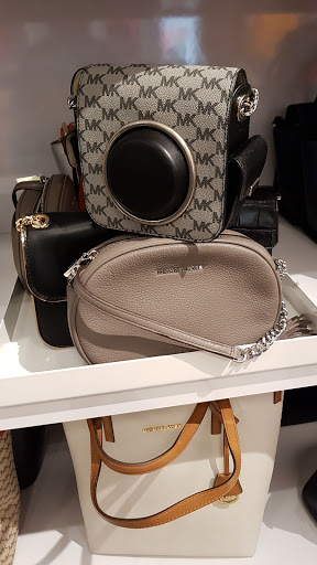 Shopping Mall «Rio Grande Valley Premium Outlets», reviews and photos, 5001 E Expy 83, Mercedes, TX 78570, USA