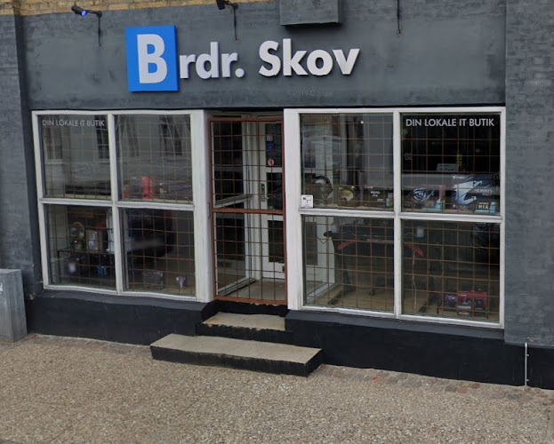 Kommentarer og anmeldelser af Brdr. Skov - Din lokale IT butik - IT løsninger til alle