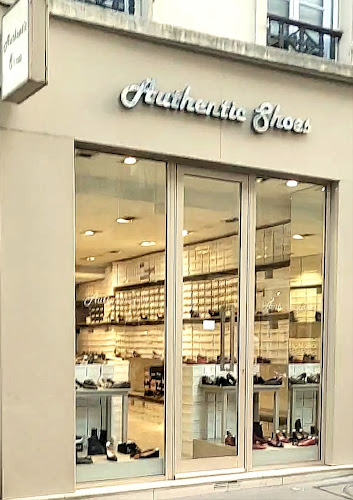 Magasin de chaussures Authentic Shoes Paris