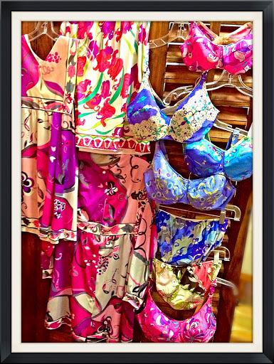 Vintage Clothing Store «Replay Vintage Goods», reviews and photos, 3708 Main St, Houston, TX 77002, USA