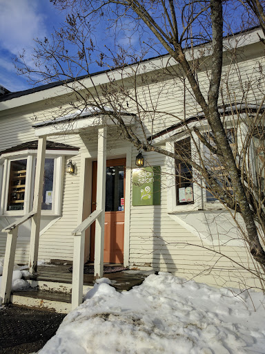 Nail Salon «Salon Salon», reviews and photos, 232 Mountain Rd, Stowe, VT 05672, USA