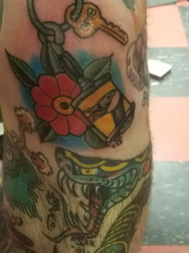 Tattoo Shop «Pleasure In Pain Tattoo», reviews and photos, 184 Broadway, Taunton, MA 02780, USA