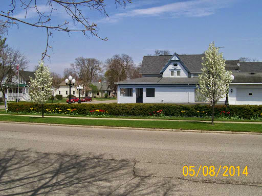 Funeral Home «Cole Funeral Chapel», reviews and photos, 214 E Middle St, Chelsea, MI 48118, USA