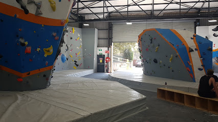 Sydney Indoor Climbing Gym St Peters