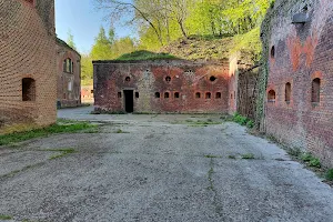 Fort 8 - Hoboken image