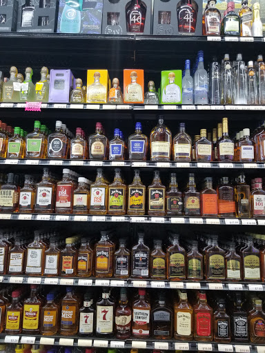 Liquor Store «Liquor World», reviews and photos, 50 Haven Hill Rd, Shelbyville, KY 40065, USA