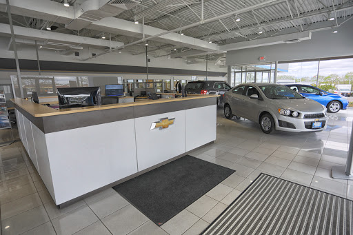 Chevrolet Dealer «Biggers Chevrolet», reviews and photos, 1385 E Chicago St, Elgin, IL 60120, USA