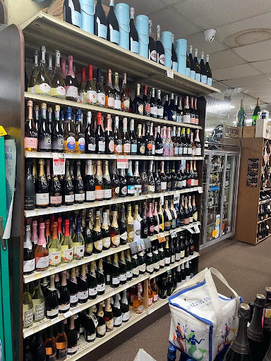 Wine Store «Port To Port Wines & Spirits», reviews and photos, 395 Fort Salonga Rd, Northport, NY 11768, USA