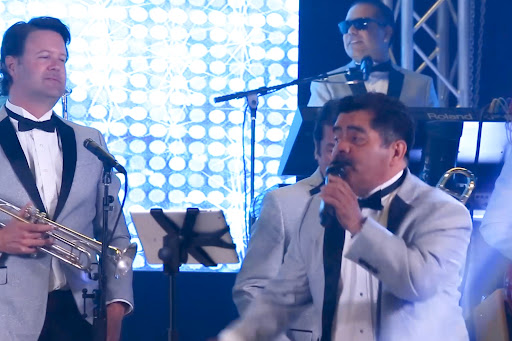 Grupo Versatil Divine Grupo Musical Latin Band Los Angeles image