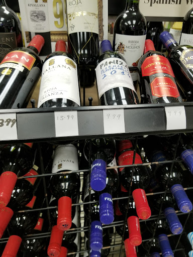 Wine Store «Lisbon Wines & Liquors Inc», reviews and photos, 191 Jericho Turnpike, Mineola, NY 11501, USA