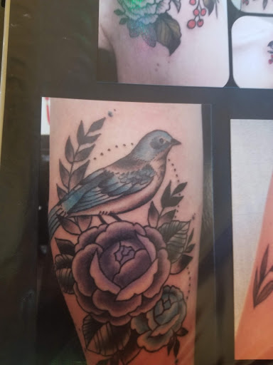 Tattoo Shop «Grizzly Tattoo», reviews and photos, 3949 N Williams Ave, Portland, OR 97227, USA