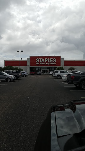 Office Supply Store «Staples», reviews and photos, 1606 W University Dr, Edinburg, TX 78539, USA