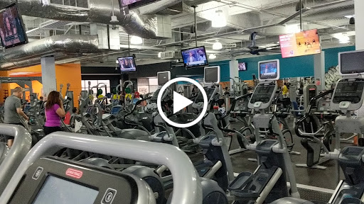 Health Club «Crunch - Daly City», reviews and photos, 60 Serramonte Center, Daly City, CA 94015, USA