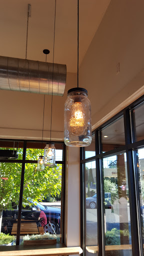 American Restaurant «red hills market», reviews and photos, 155 SW 7th St, Dundee, OR 97115, USA