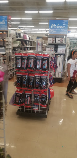 Shopping Mall «Troy Hills Shopping Center», reviews and photos, 1157 US-46, Parsippany, NJ 07054, USA