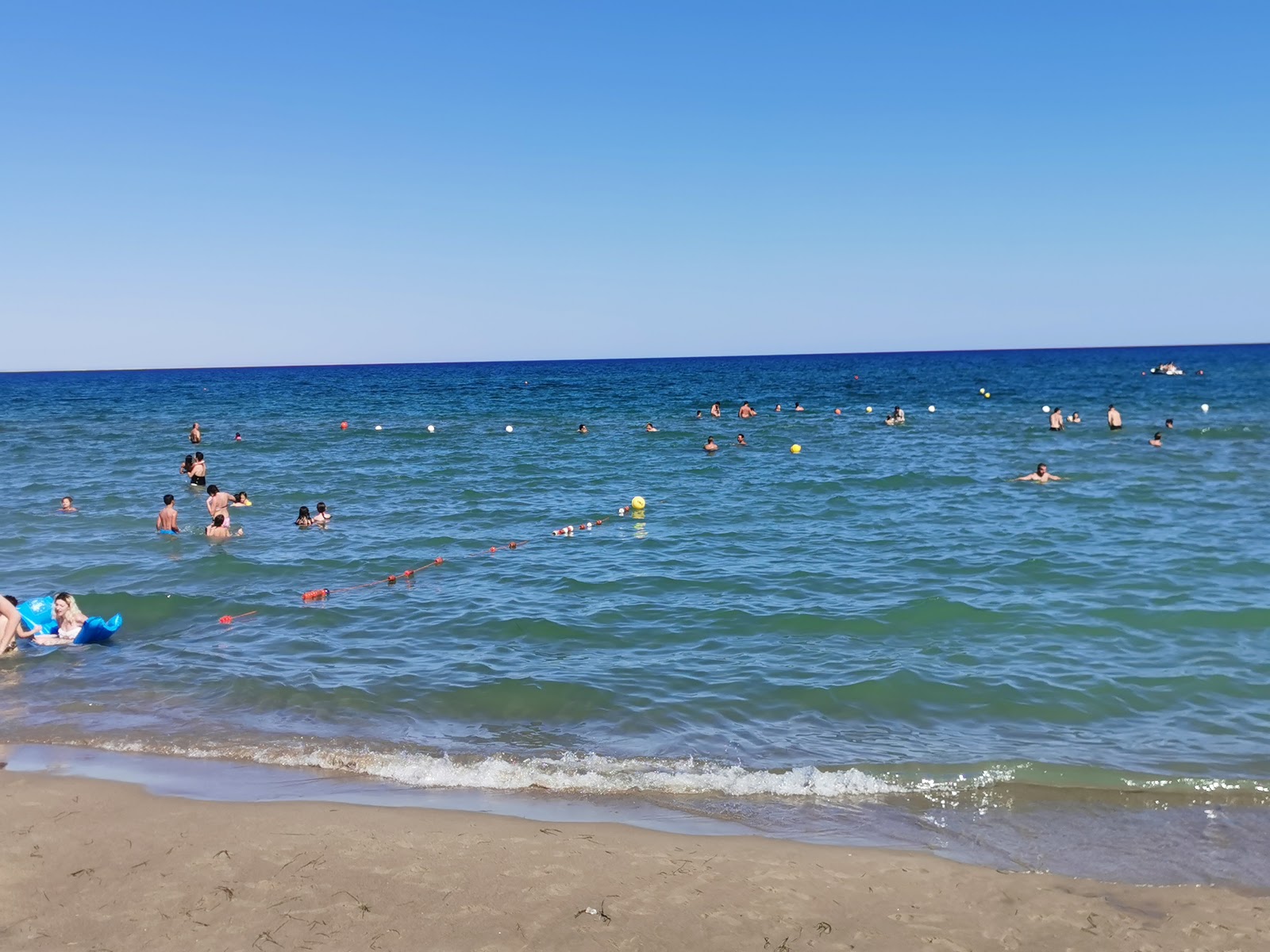 Foto di Spiaggia di Ginosa Marina con dritto e lungo