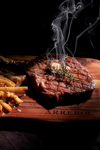 Arrebol Kitchen Lounge Bar