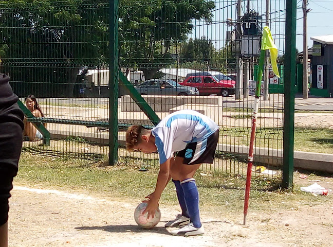 Opiniones de Cancha san martin bonomi baby futbol en Montevideo - Campo de fútbol