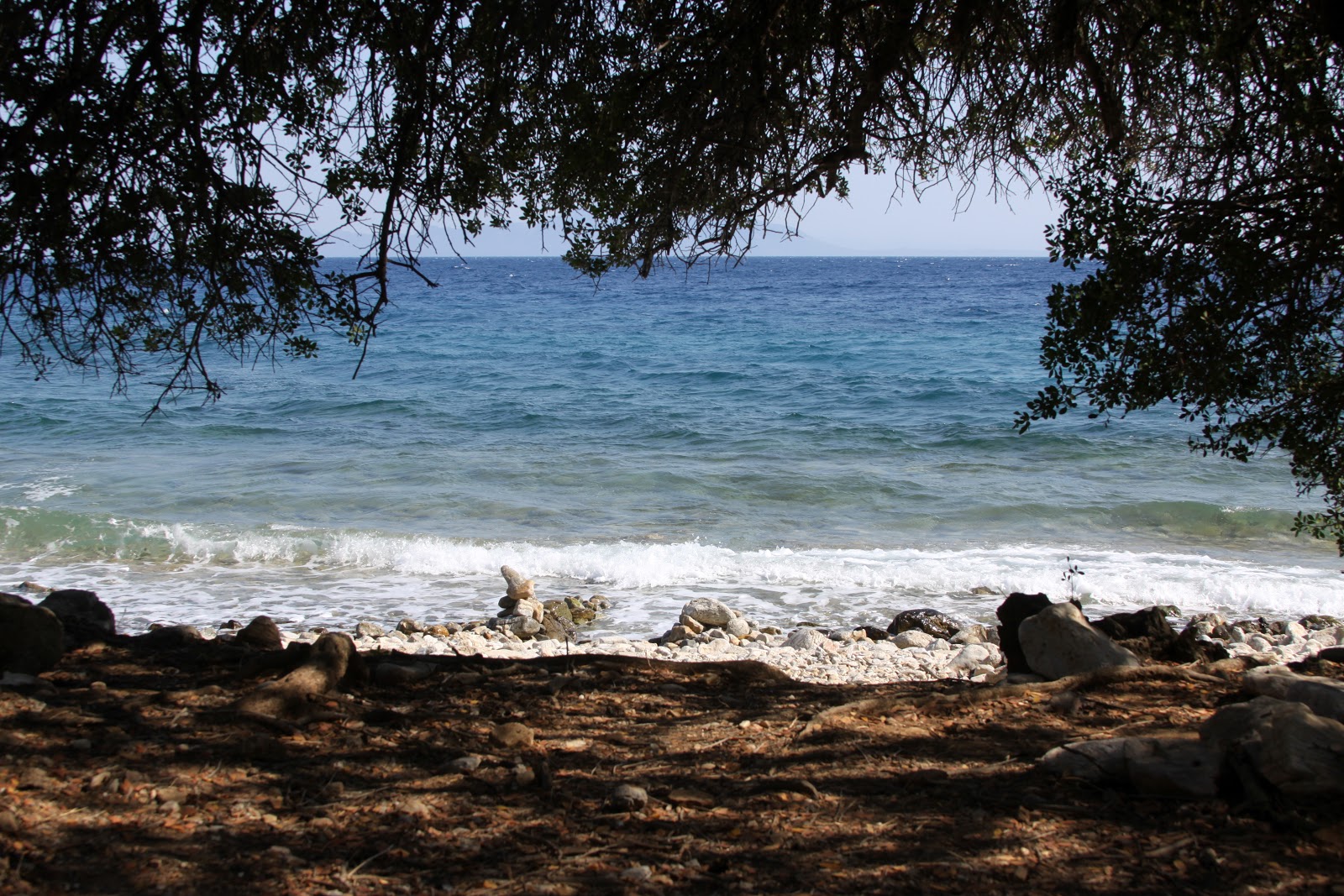 Fotografija Ilgin beach V z modra čista voda površino