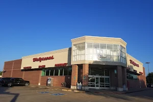 Walgreens image