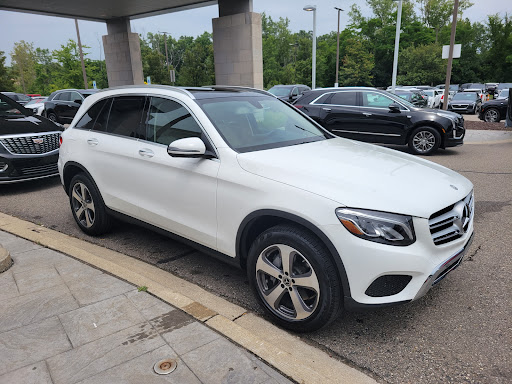 Car Dealer «Cadillac of Novi», reviews and photos, 41350 Grand River Ave, Novi, MI 48375, USA