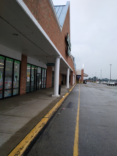 Dollar Store «Dollar Tree», reviews and photos, 1099 Mountain View Dr, West Mifflin, PA 15122, USA