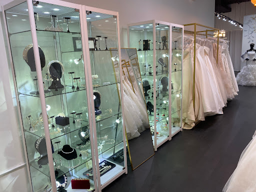 Bridal Shop «The Wedding Factor», reviews and photos, 125 South St, Philadelphia, PA 19147, USA