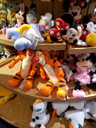 Toy Store «Disney Store», reviews and photos, 7700 W Arrowhead Towne Center, Glendale, AZ 85308, USA