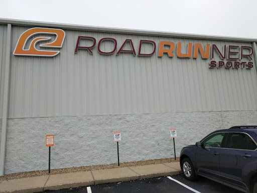 Running Store «Road Runner Sports», reviews and photos, 535 Lakeview Plaza Blvd, Worthington, OH 43085, USA