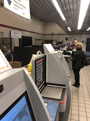 Post Office «United States Postal Service», reviews and photos, 14900 W Magnolia Blvd, Sherman Oaks, CA 91403, USA