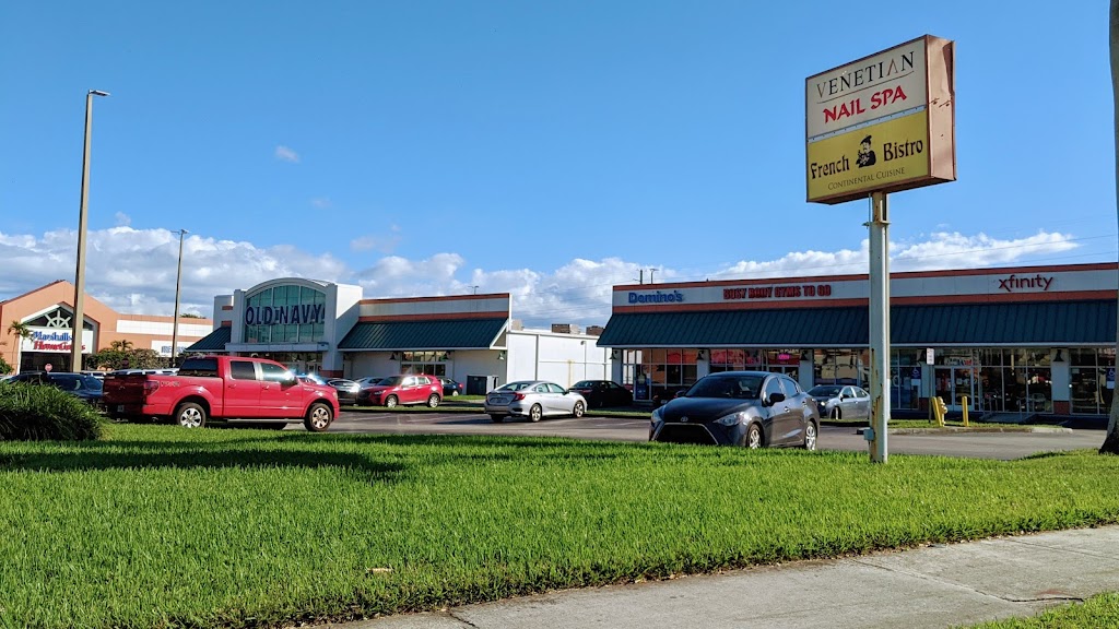 Domino's Pizza 33176