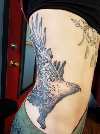 Explore ideas tattoo cuello hombre, creative tattoo ideas in Crested Butte, available at Calico Queen Tattoo