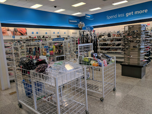 Clothing Store «Ross Dress for Less», reviews and photos, 3129 Market Center Drive, Morrisville, NC 27560, USA