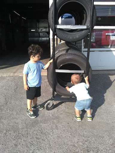 Auto Repair Shop «Meineke Car Care Center», reviews and photos, 1220 Manheim Pike, Lancaster, PA 17601, USA