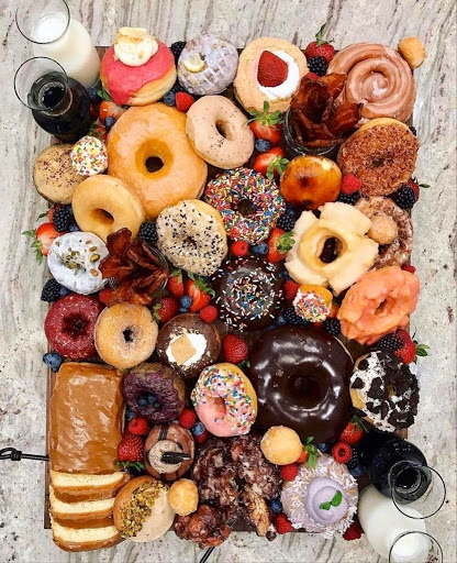 Donut Shop «Sweet Retreat Donuts», reviews and photos, 924 Pacific Coast Hwy, Long Beach, CA 90806, USA